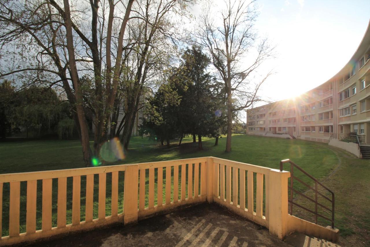 Derniere Reservations Avant Indisponibilite En Septembre Pour 12 Mois, Illimites Jacuzzi Spa Bain A Remous Interieur, Sauna Interieur, Parking Reserve, Vue Et Acces Parc, Prestations Uniques, 1Er Etage Corbeil-Essonnes Exterior photo
