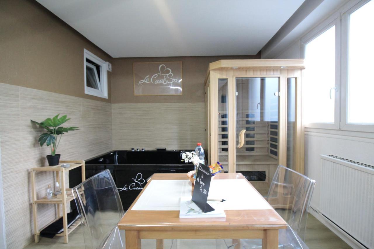Derniere Reservations Avant Indisponibilite En Septembre Pour 12 Mois, Illimites Jacuzzi Spa Bain A Remous Interieur, Sauna Interieur, Parking Reserve, Vue Et Acces Parc, Prestations Uniques, 1Er Etage Corbeil-Essonnes Exterior photo